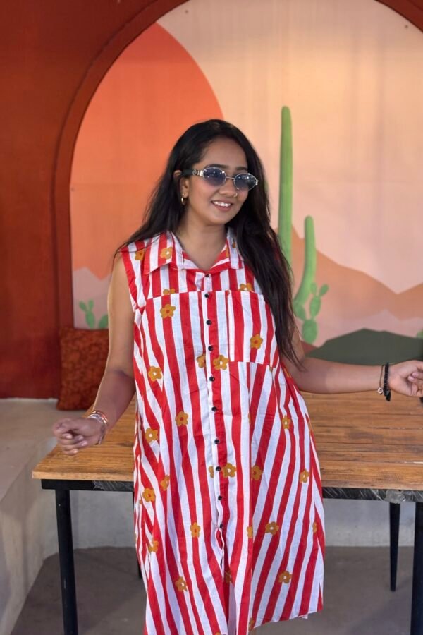 STRIP AND FLOWER TUNIC DRESS