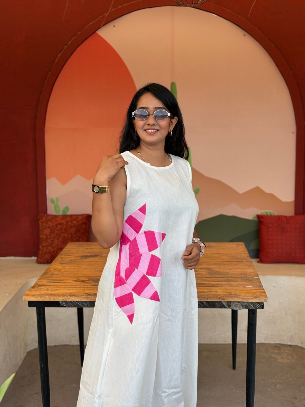 WHITE APPLIQUE TUNIC DRESS - Image 2
